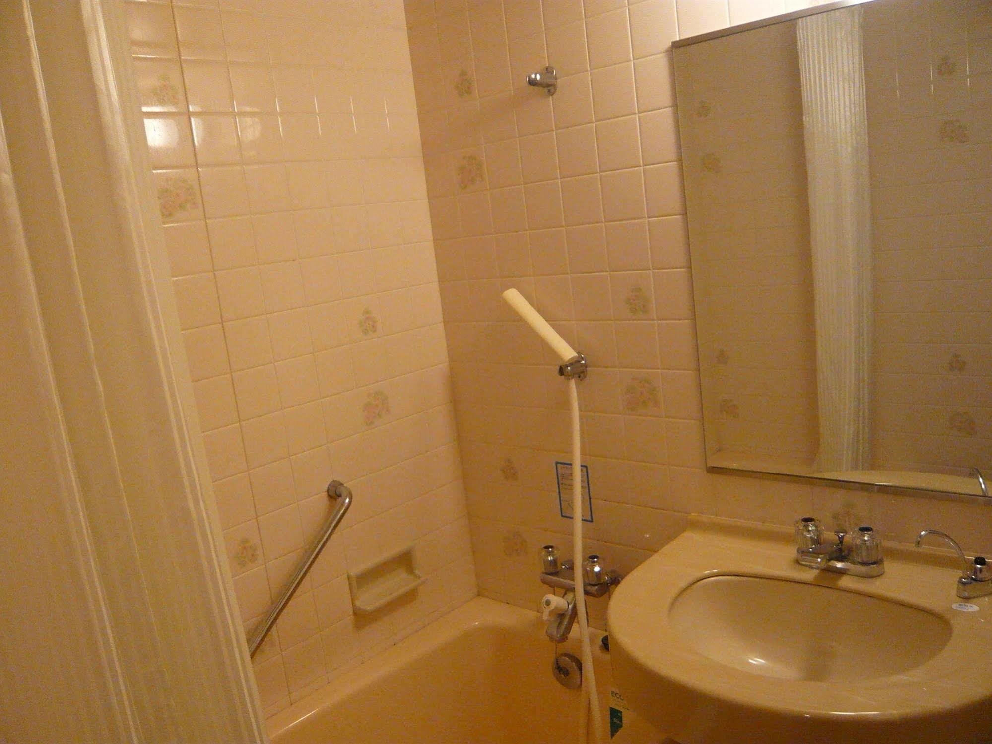 Hotel Apa Airport 3*